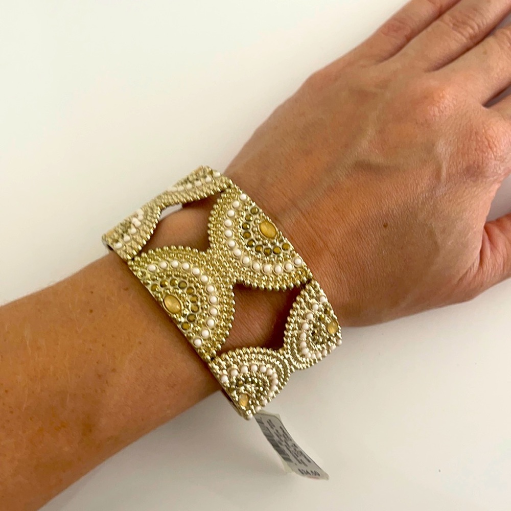 Beaded bracelet